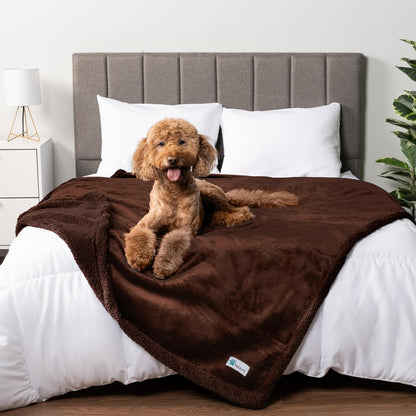 Waterproof Dog Blanket for Queen Bed Large XL Dog Throw for Couch Cover Leakproof Furniture Protection, Sherpa Fleece, Reversible Soft Washable 90X90 Light Gray
