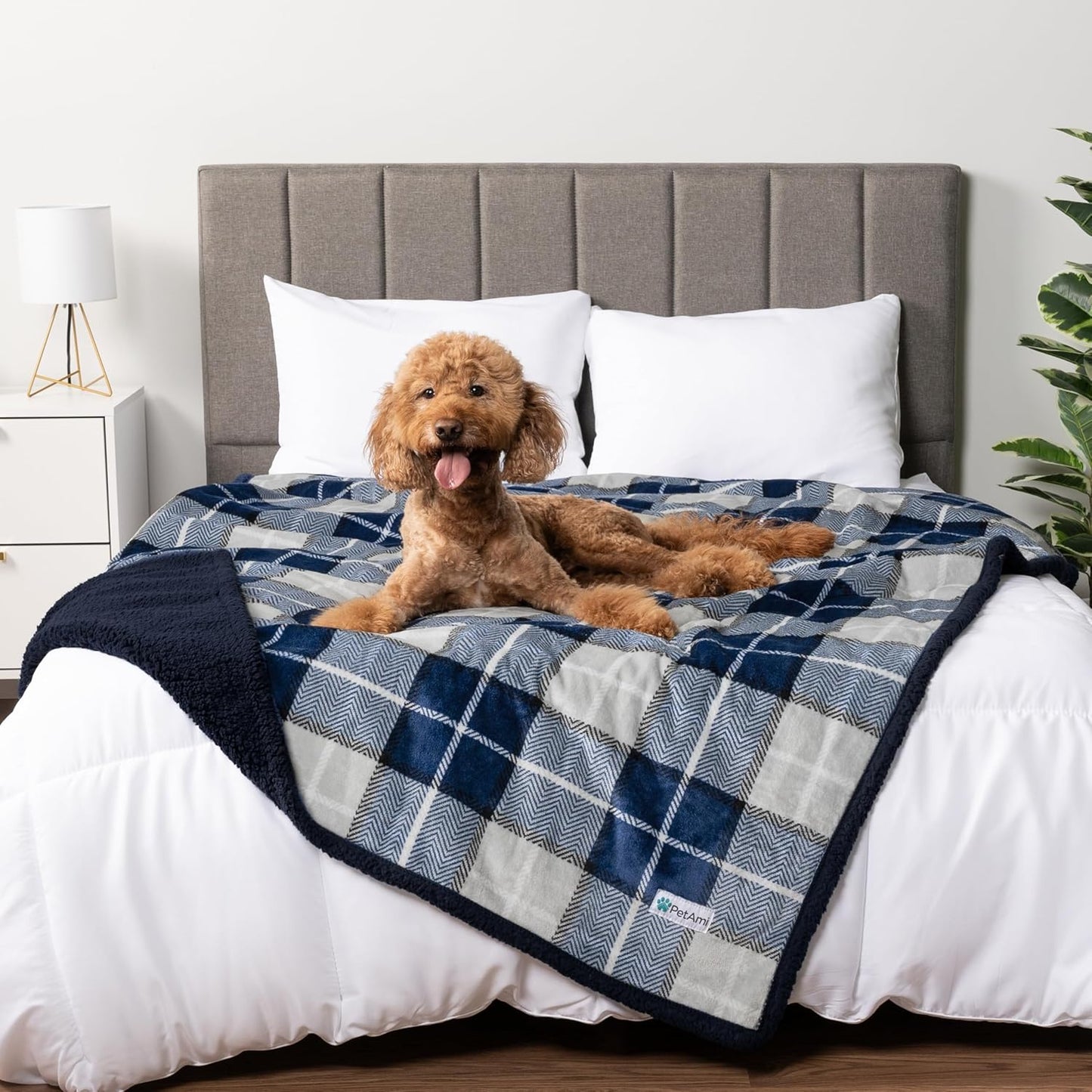 Waterproof Dog Blanket for Queen Bed Large XL Dog Throw for Couch Cover Leakproof Furniture Protection, Sherpa Fleece, Reversible Soft Washable 90X90 Light Gray