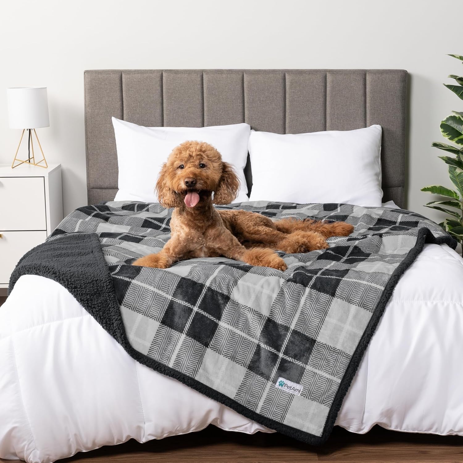 Waterproof Dog Blanket for Queen Bed Large XL Dog Throw for Couch Cover Leakproof Furniture Protection, Sherpa Fleece, Reversible Soft Washable 90X90 Light Gray
